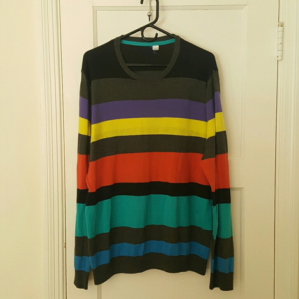 Divided multicolored sweater